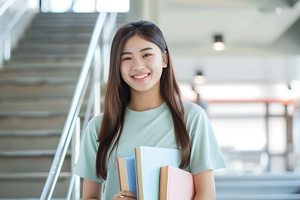 复旦大学学费一年多少钱